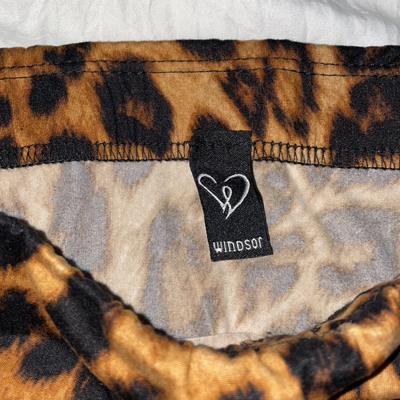 Leopard body con skirt - Picture 2 of 2